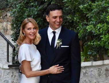 Η ανάρτηση της Τζένης Μπαλατσινού στο Facebook για το γάμο της με τον Βασίλη Κικίλια (φωτο)